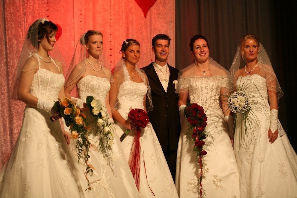 top-top.de Hochzeiten219 | Foto, Video, Fotografie, Videografie, Fotobox, DJ, Discjockey, Musik, Musikbox, Veranstaltung, Photobooth, Amazon, Ebay, Buchtipp, Bestseller, Autor, Verlag, Buch, Wesel, Hamminkeln, NRW, Dinslaken, Rees, Drohne, Hochzeit, Party, Fotobox, Wesel, Fotograf