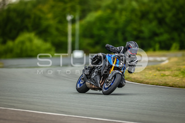 0580-260606BB-019_580 | Deine Full-Service-Agentur für ✔️Videoproduktionen und ✔️Motorsportfotografie Jetzt Angebot anfragen!