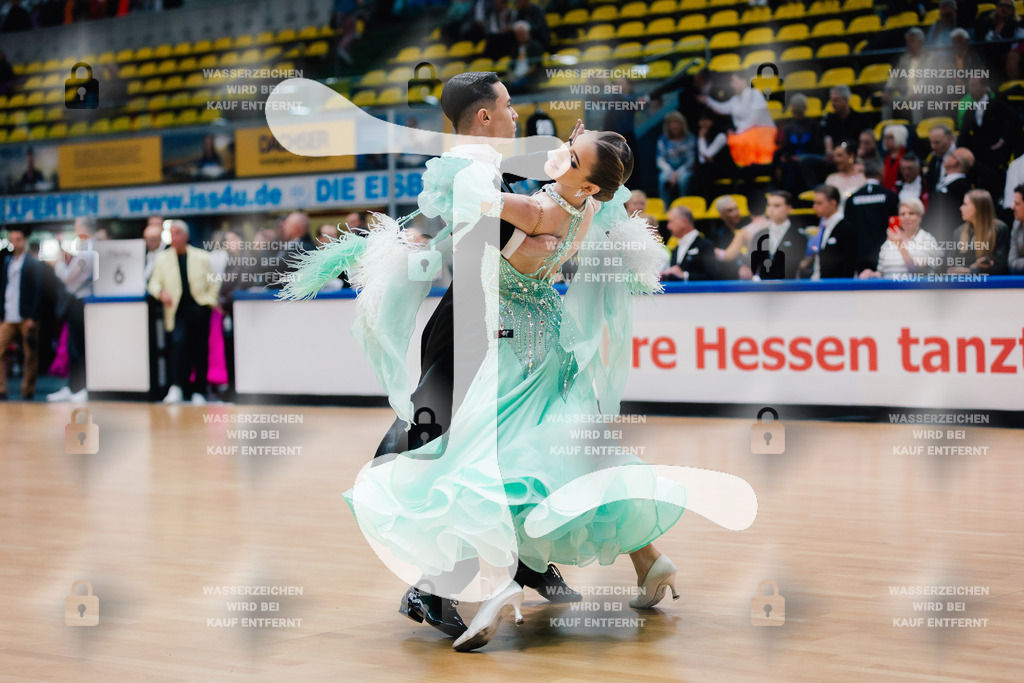 Hessen Tanzt WDSF Open Junior II Standard 3rd (205) Eric-Mihai Dragota _ Ingrid Maria Dragota (Romania)-2025-05-17-7707 | Webshop for digital downloads and prints of dance sport, event & show photographer Julian Link - Realisiert mit Pictrs.com