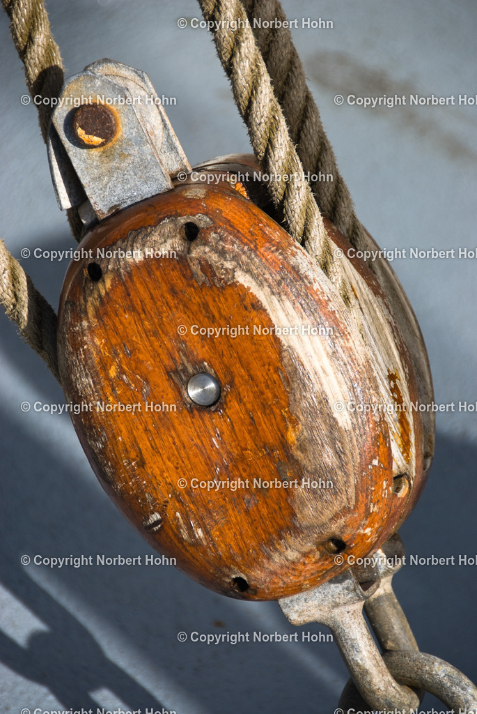 _INS5478 | Detail der Schiffstakelage des Großseglers "Thalassa" während des Jade-Weser-Port-Cups 2009 in Wilhelmshaven. - Realisiert mit Pictrs.com