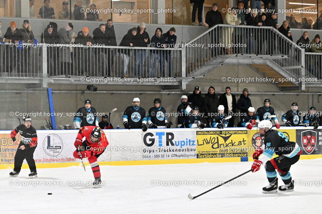 Lendhafen Seelöwen vs. Spartans Althofen | Widmann Florian Referee, Besucher HTC Eishalle Ferlach, #89 Pirmann Markus Spartans Althofen, #96 Kasper Peter Lendhafen Seelöwen, Lendhafen Seelöwen vs. Spartans Althofen, Lendhafen Seelöwen vs. Spartans Althofen am 14.02.2025 in Ferlach (HTC Eishalle Ferlach), Austria, (Photo by Bernd Stefan)