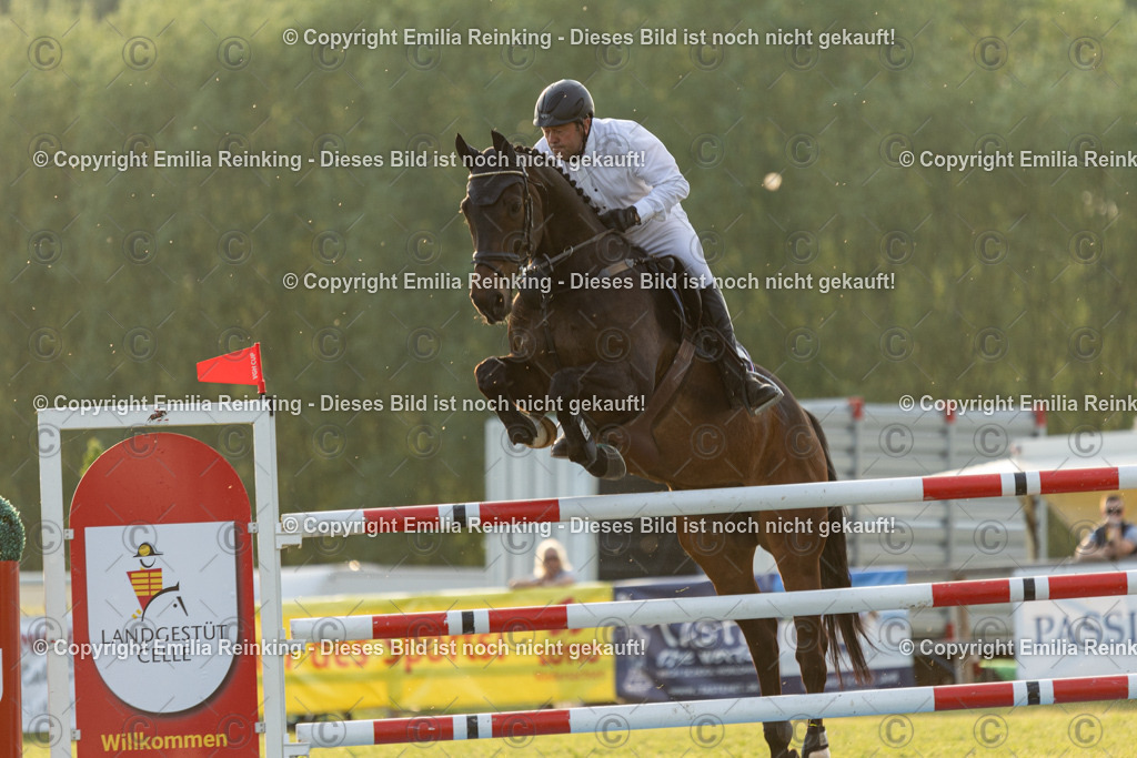 CL5A1483 | Emilia Reinking Fotografie - Realisiert mit Pictrs.com