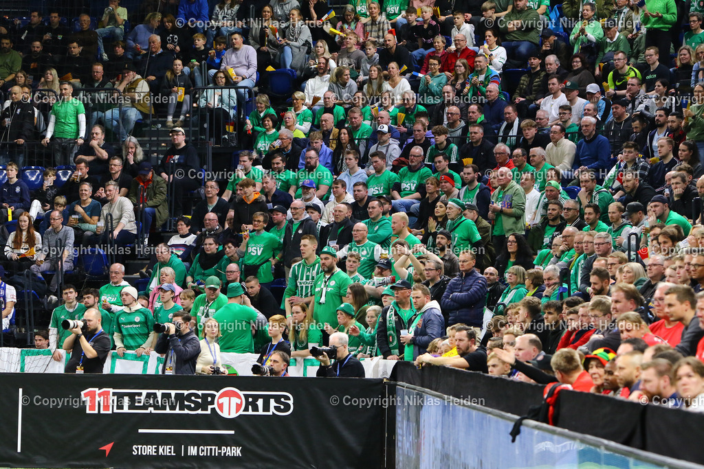 NH_SHFVHallenmasters2024_WunderinoArena_14012024 | Fans des PSV Neumünster beim SHFV Hallenmasters 2024.

SHFV Hallenmasters 2024 I Wunderino-Arena I 14.01.2024