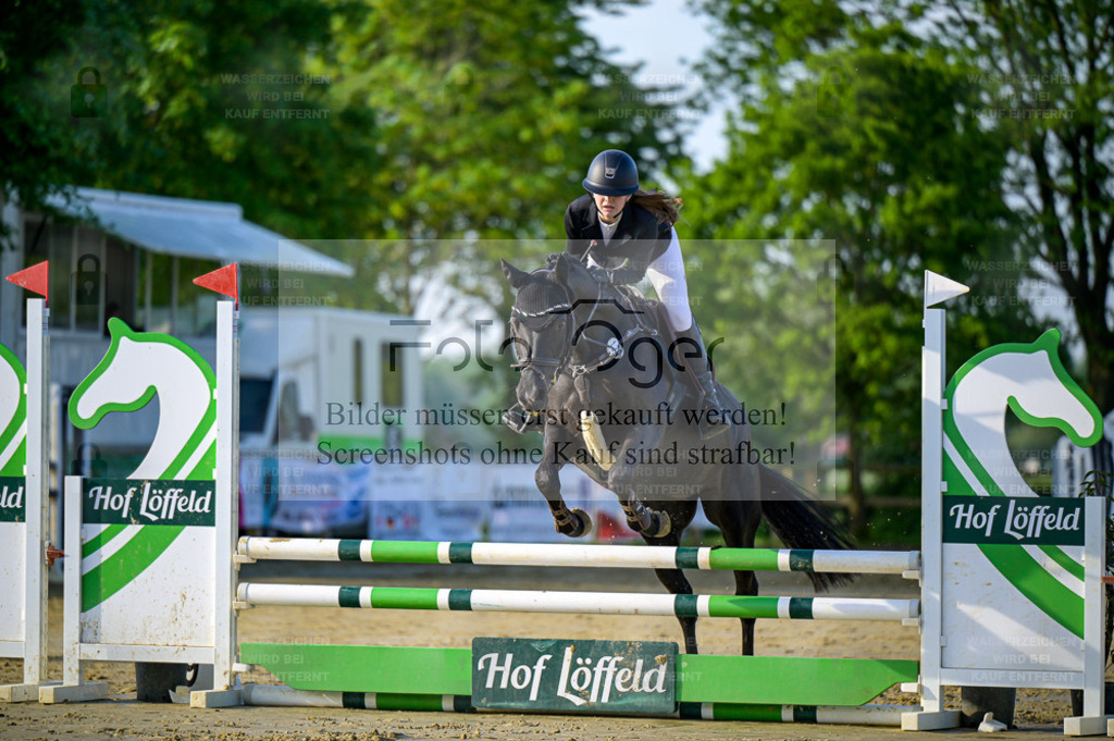Reitturnier Lienen | Entdecke hochwertige Reitturnierfotos von Foto Oger. Professionell, emotional und authentisch – jetzt Lieblingsmomente im Shop bestellen. - Realisiert mit Pictrs.com