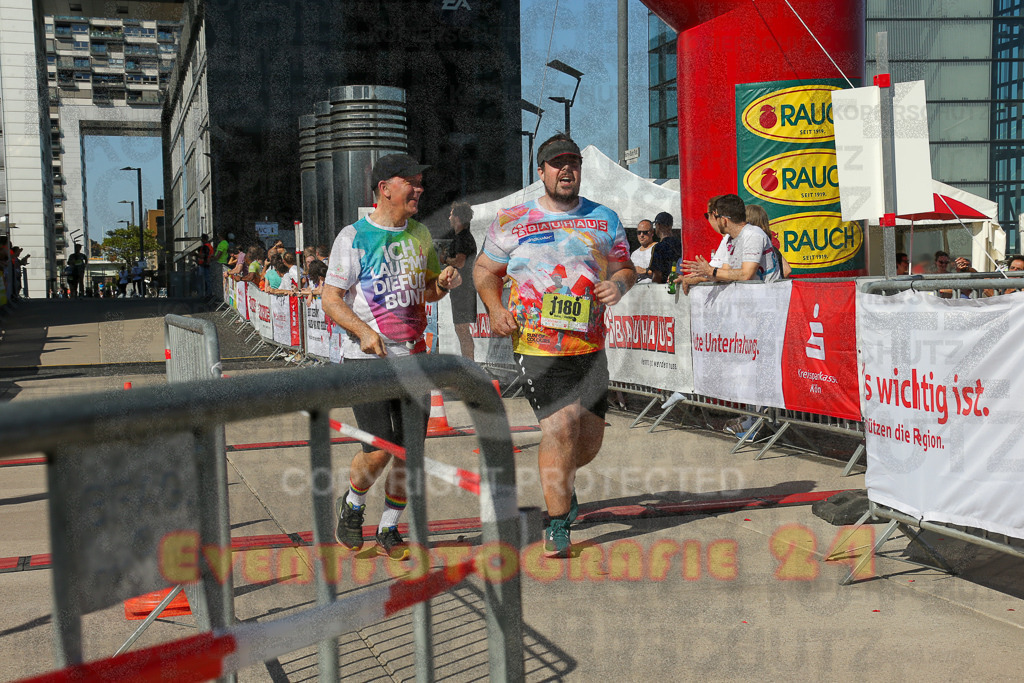 240921_1510_EX1_4504 | Sportfotografie im Rhein-Sieg Kreis, Köln, Bonn, NRW, Rheinland Pfalz, Hessen, etc. Unser Tätigkeitsfeld umfasst den Laufsport vom Volkslauf über den Marathon, Duathlon, Triathon bis zum Ultralauf wie Kölnpfad Ultra oder Schindertrail.