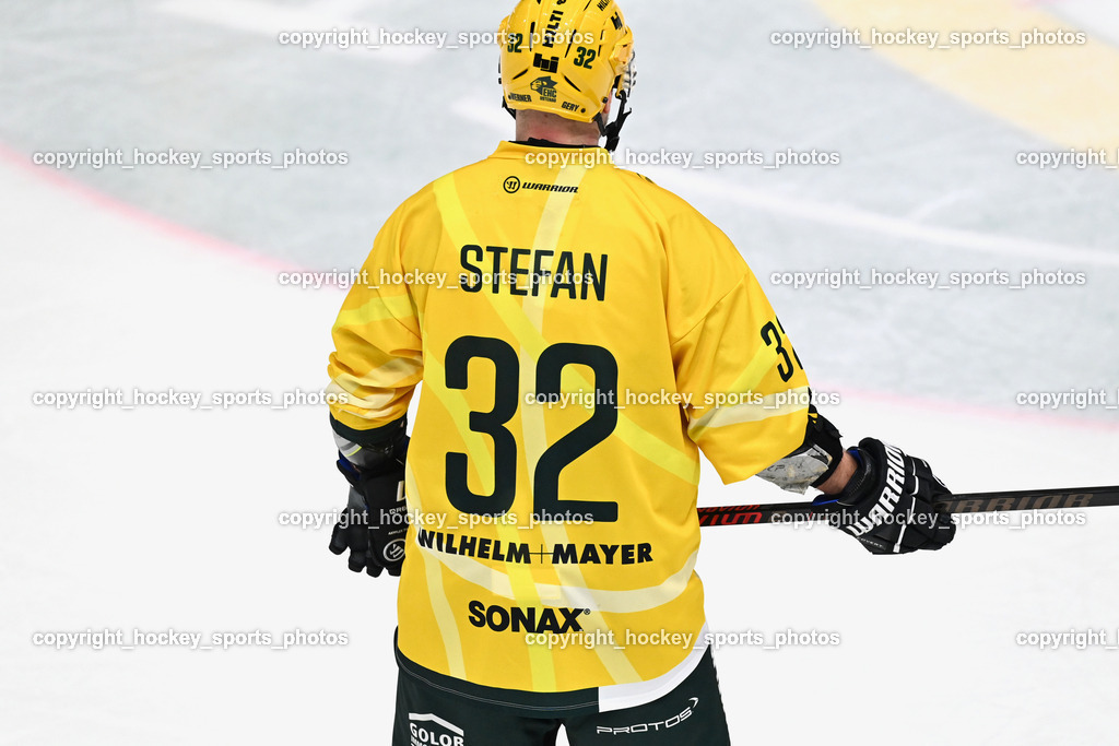 ATSE Graz vs. EHC Lustenau | #32 Stefan Daniel EHC Lustenau, ATSE Graz vs. EHC Lustenau, ATSE Graz vs. EHC Lustenau am 14.02.2026 in Graz (Merkur Eishalle ), Austria, (Photo by Bernd Stefan)