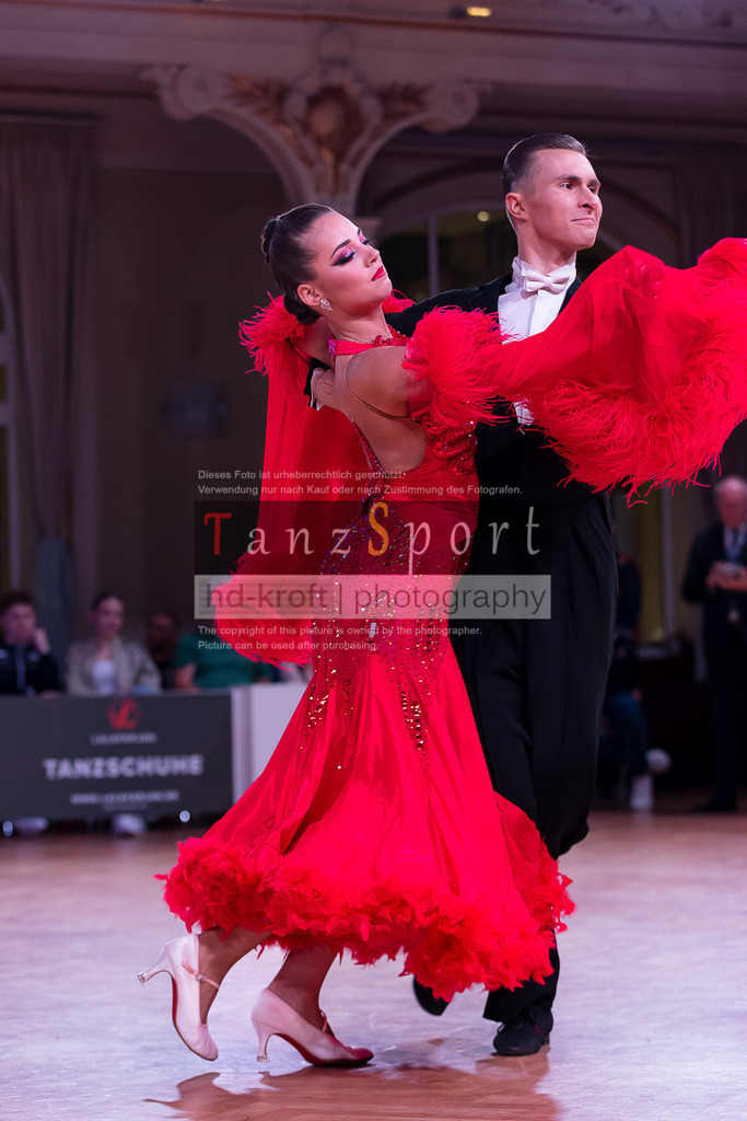20240706_WDSF_RS_Std_2576 | Tanzsportbilder, Standardtanz, Lateintanz, WDSF, DTV, LTVB, dancecomp, goc, hessen tanzt, blaues band der spree, walzer, tango, wiener walzer, slowfox, quickstepp, samba, rumba, cha-cha-cha, paso doble. jive, hd-kroft photography, turniertanzsport