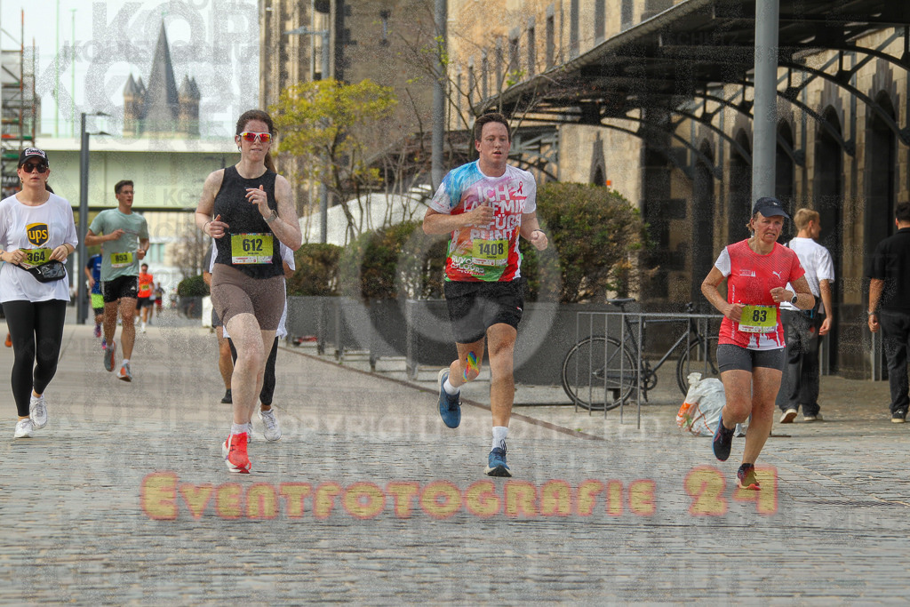 250920_1521_EV4_8537 | Sportfotografie im Rhein-Sieg Kreis, Köln, Bonn, NRW, Rheinland Pfalz, Hessen, etc. Unser Tätigkeitsfeld umfasst den Laufsport vom Volkslauf über den Marathon, Duathlon, Triathon bis zum Ultralauf wie Kölnpfad Ultra oder Schindertrail.