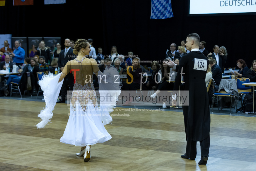 20241102_DC_HGR_Std_09225 | Tanzsportbilder, Standardtanz, Lateintanz, WDSF, DTV, LTVB, dancecomp, goc, hessen tanzt, blaues band der spree, walzer, tango, wiener walzer, slowfox, quickstepp, samba, rumba, cha-cha-cha, paso doble. jive, hd-kroft photography, turniertanzsport