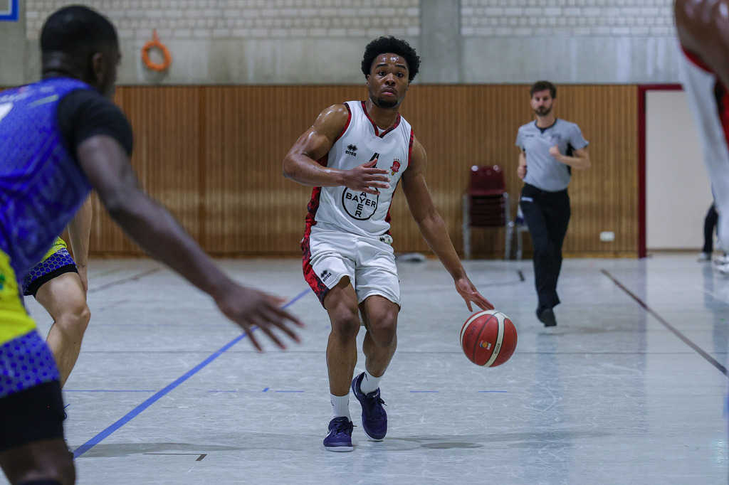 Regio BAYER GIANTS vs SV Haspe 70-46 | Fotos von Basketballspielen aus dem Raum NRW fotografiert von Gero Mueller-Laschet und Daniel Schaefer - Realisiert mit Pictrs.com