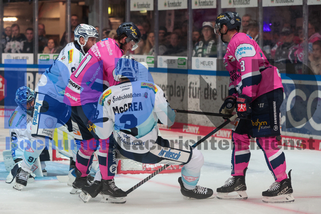 SES_ISEDRE20251010-5 | bond - Realisiert mit Pictrs.com