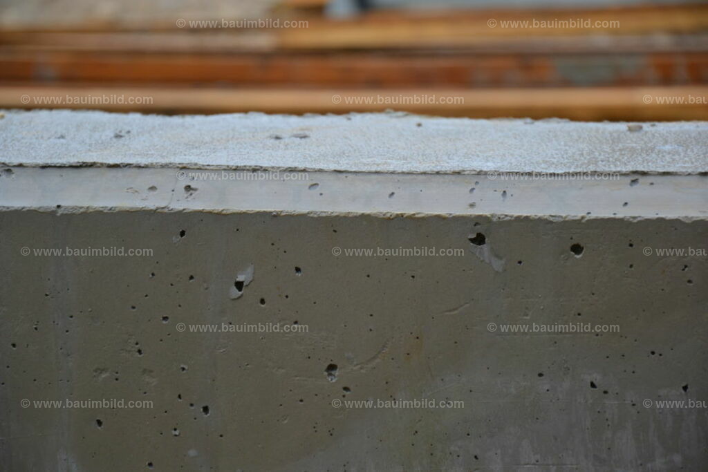 bib-lg04-betonarbeiten-0119 | Nach LV-Leistungsgruppen sortierte Detailfotos über den Bau eines Hauses. Alle Hausbau-Bilder direkt vom Urheber und Autor der Website Haus-Selber-Bauen.com