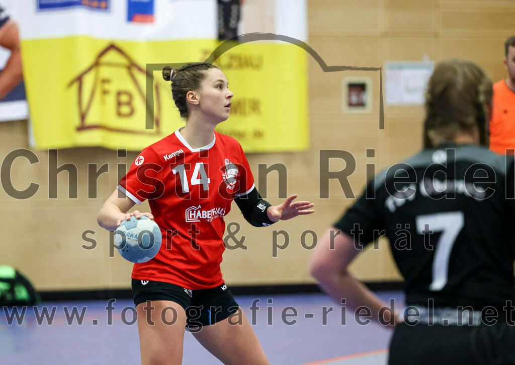 2022-12-04_053_SV_Anzing_gegen_TSV_Uebersee | Anzing, Deutschland, 04.12.2022:
Handball, Bezirksliga 2022 / 2023, 8. Spieltag, SV Anzing gegen TSV Übersee, Endergebnis: 29:24

Elena Holzmann (SV Anzing, #14)

Foto: Christian Riedel / fotografie-riedel.net