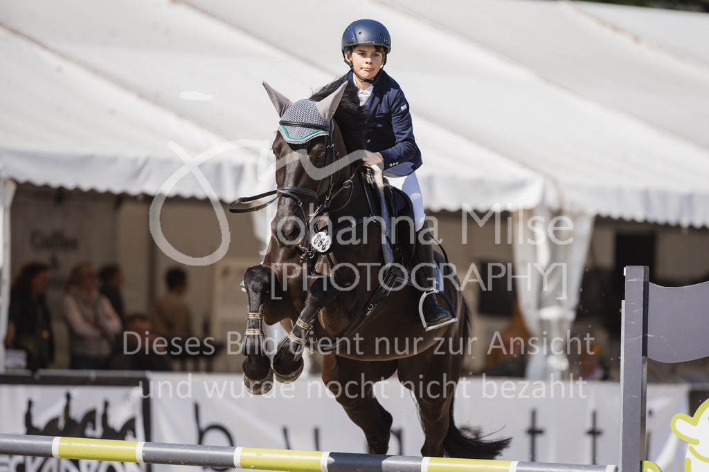 230519_MayDays_Stil-A2-U25-146 | Deine schönsten Turniermomente als professionelle Fotos! Entdecke hochwertige Pferdesport-Fotografie im Online-Shop. Jetzt Fotos finden & bestellen!