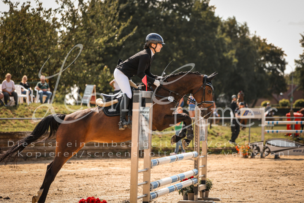 24.FrSpA00207 | Leoni Ertmer Photography - Realisiert mit Pictrs.com