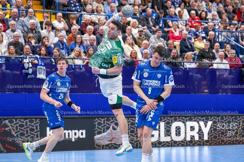 xkwix12042602034 | 2026.04.12, xkwix, Handball, HBL, TBV Lemgo Lippe -  Füchse Berlin, PHOENIX CONTACT arena, 28.Spieltag, Saison 2025 / 2026: Mijajlo Marsenić (Füchse Berlin #93) beim Wurf DFB regulations prohibit any use of photographs as image sequences and or quasi-video. Photo: xKamilxWilkowskixPressefotoKochx