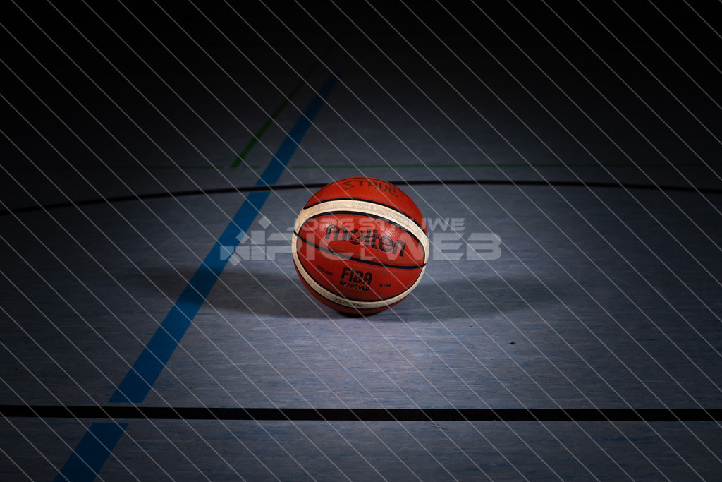 Basketball_single_20210909_JSpicselweb_1DX_2159 | Dein Fotograf aus dem Landkreis Stade für Sport und Events - Realisiert mit Pictrs.com