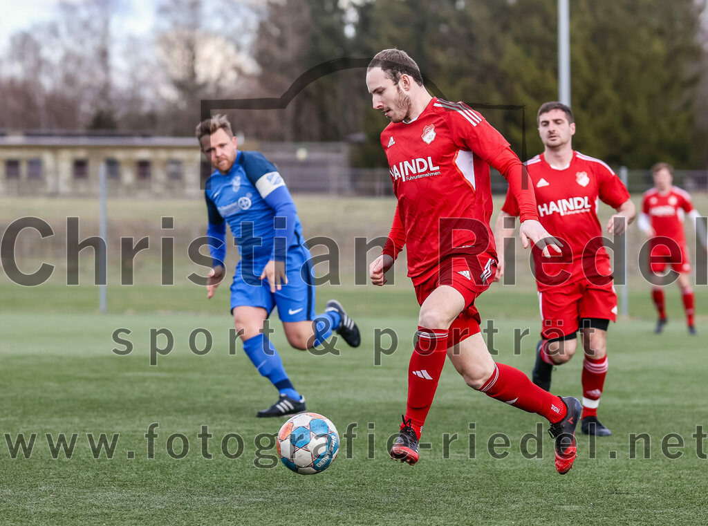 2024-02-24_018_FC_Langengeisling_gegen_FC_Walkertshofen | Erding, Deutschland, 24.02.2024:
Fußball, Bezirksliga Oberbayern Ost 2023 / 2024, Testspiel, FC Langengeisling gegen FC Walkertshofen, Endergebnis: 5:3

Florian Hermann (FC Walkertshofen, #2)

Foto: Christian Riedel / fotografie-riedel.net