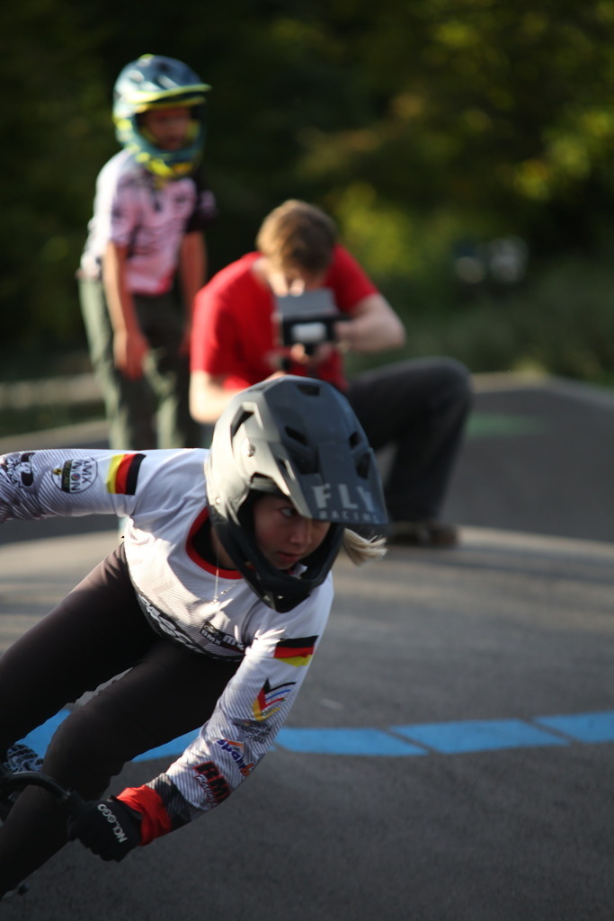 M87C1295 | German Pumptrack Series - Realisiert mit Pictrs.com