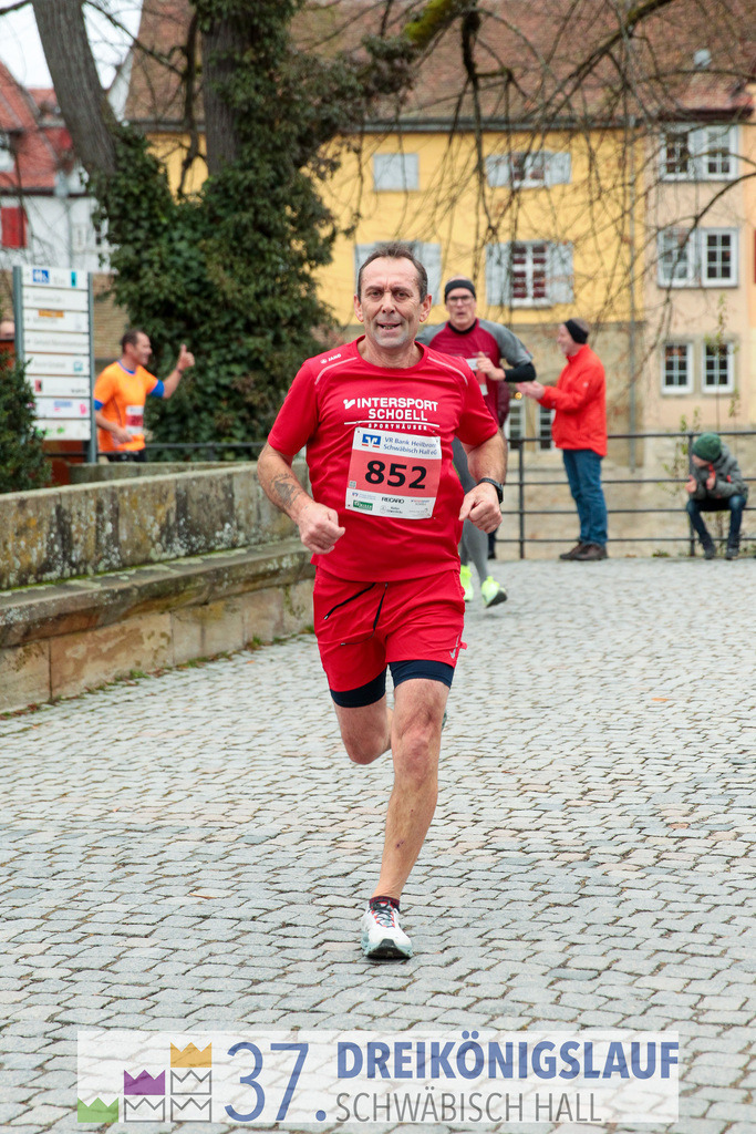 VR Bank Hauptlauf 10000m | 3 Koenigslauf 2023 - Realisiert mit Pictrs.com