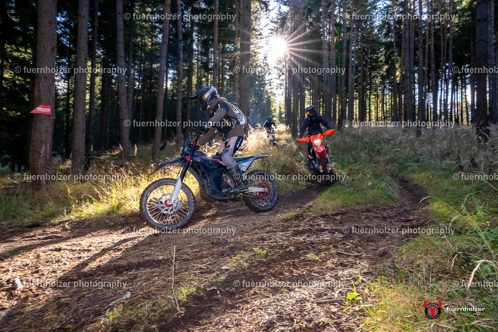 fuernholzer_251026-C1-119 | Fotografische Impressionen von der Red Stag Enduro Extreme by fuernholzer-photography.com. Endurosport in Österreich fotografisch festgehalten von fuernholzer. Auftragsfotografie für Private, Gewerbefotos und Industriefotografie. Eventfotografie, Sportfotografie und Motorsportfotografie. Anbieter von Fotoworkshops, Fototraining, fotografischen Vorträgen und Fotoseminaren.