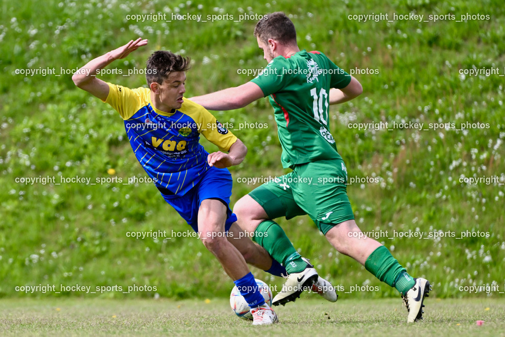 FC Gmünd vs. WSG Radenthein 20.4.2024 | #20 Mario Patrick Tarmann WSG Radenthein, #10 Marcel Rudolf Schönherr Stranner ASKÖ Gmünd, FC Gmünd vs. WSG Radenthein 20.4.2024, FC Gmünd vs. WSG Radenthein am 20.04.2024 in Gmünd (Sportplatz Gmünd), Austria, (Photo by Bernd Stefan)