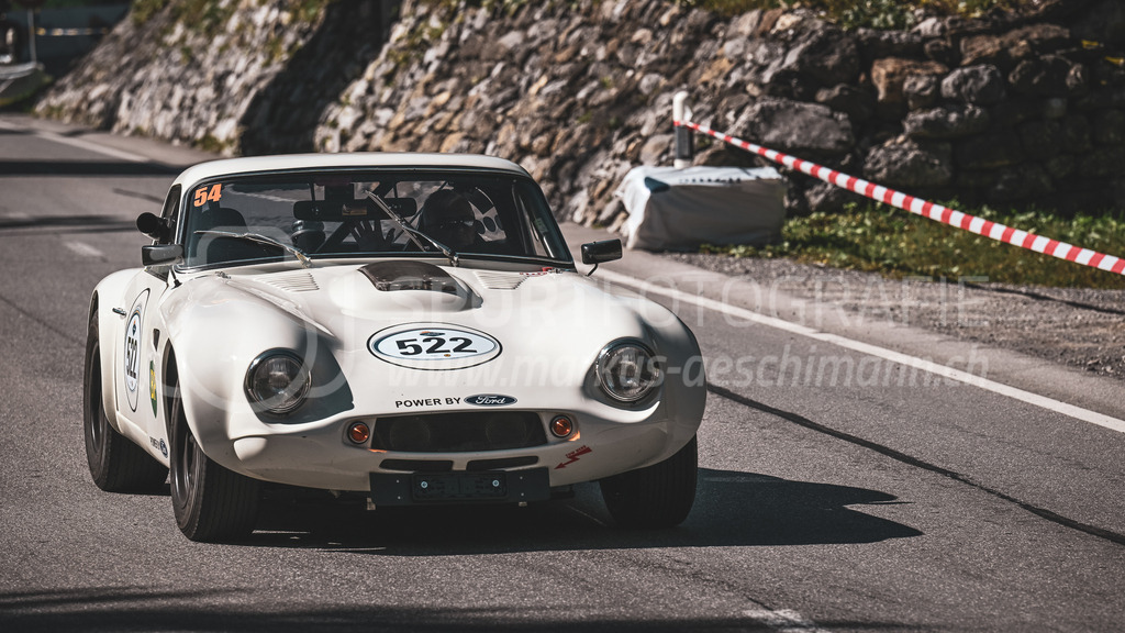19. Arosa ClassicCar 2023 - 2. September 2023 | 19. Arosa ClassicCar 2023
Arosa, Schweiz
Koehli Heinz aus Bäch mit der Startnummer 522 in einem TVR Griffith 200, Jahrgang 1965, in der Klasse Competition.
@arosaclassiccar, @arosa.official, #arosaclassiccar, #arosa, #76curves, #classiccar
Bild: Sportfotografie Markus Aeschimann | www.markus-aeschimann.ch - Realisiert mit Pictrs.com