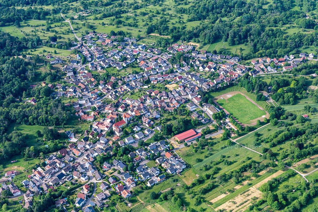 Luftbild: Oberweier im Ortsteil Oberweier in Gaggenau im Bundesland Baden-Württemberg in Deutschland. – Foto: IMG_131675.jpg vom 22.05.2022 durch Werner Riehm/FLY-FOTO.de – Auflösung des Originals: 5086 x 3391 px – Whatsapp