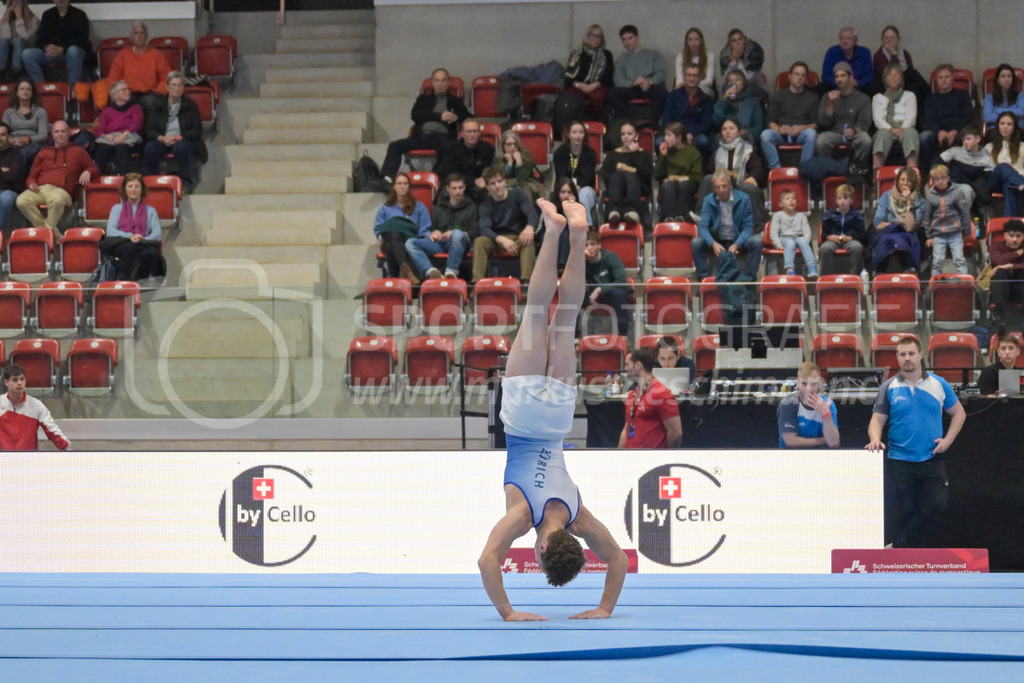 Schweizer Meisterschaften Kunstturnen Mannschaften Männer (A) - 22. November 2025 | Schweizer Meisterschaften Kunstturnen Mannschaften Männer (A)AXA Arena, WinterthurBild: Sportfotografie Markus Aeschimann | www.markus-aeschimann.ch - Realisiert mit Pictrs.com
