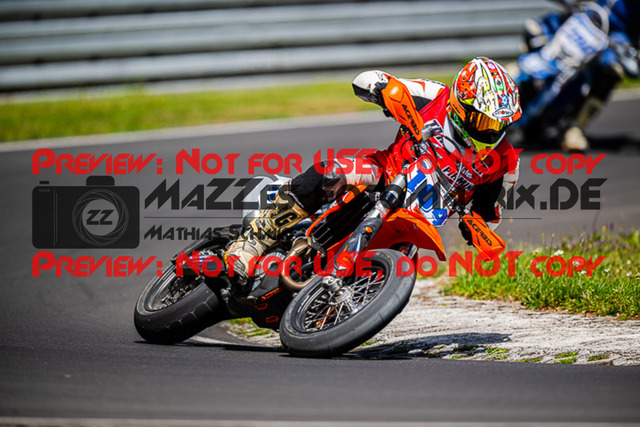 MaZZes_FotoMatrix_220702_7666 | S3