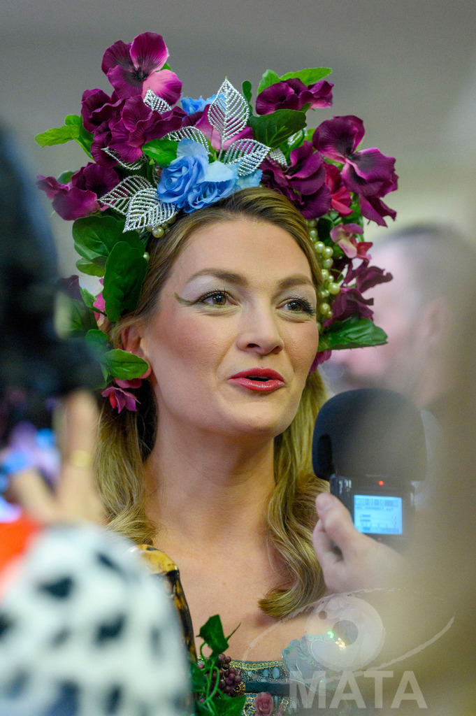 _DWA2118 | Staatsministerin für Gesundheit, Pflege und Prävention Judith Gerlach (CSU) bei der TV-Sendung Fastnacht in Franken 2024. Veitshöchheim, 02.02.2024 Bayern Deutschland - Realisiert mit Pictrs.com