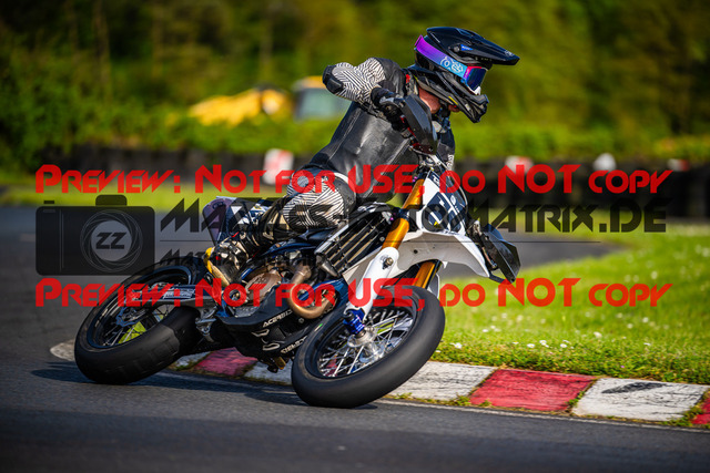 MaZZes_FotoMatrix_240430_6021986_5737 | Fotograf Mathias Schmid
Sportfotograf,
Eventfotograf,
Hochzeitsfotograf,
Portraitfotograf