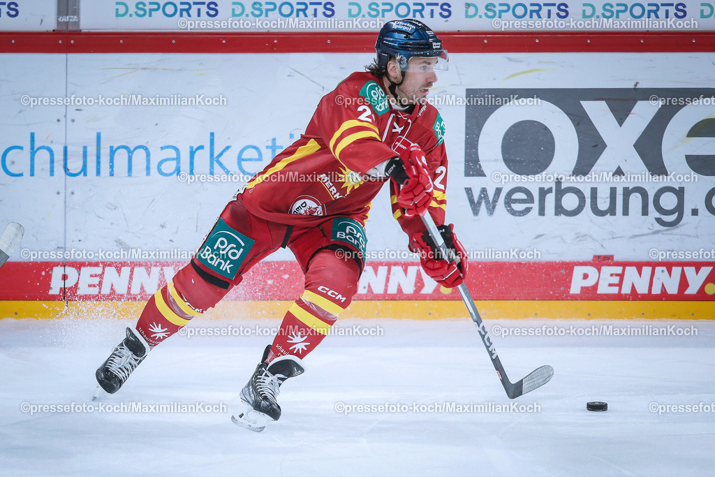 DueDEL25022401091 | 25.02.2024, Düsseldorf, Eishockey, Penny DEL, 49. Spieltag, PSD-BANK Dome, Düsseldorfer EG - Kölner Haie: Brendan O Donnell (Düsseldorfer EG)