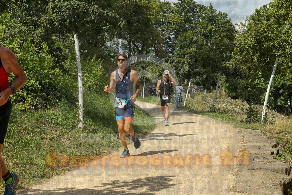 250824_1336_EX1_2961 | Sportfotografie im Rhein-Sieg Kreis, Köln, Bonn, NRW, Rheinland Pfalz, Hessen, etc. Unser Tätigkeitsfeld umfasst den Laufsport vom Volkslauf über den Marathon, Duathlon, Triathon bis zum Ultralauf wie Kölnpfad Ultra oder Schindertrail.