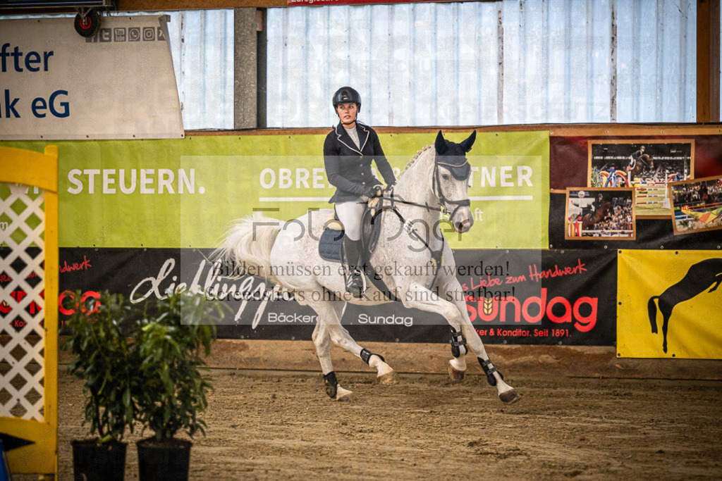 DOS_1527 | Entdecke hochwertige Reitturnierfotos von Foto Oger. Professionell, emotional und authentisch – jetzt Lieblingsmomente im Shop bestellen.Deutschlandweite Turnierfotografie. - Realisiert mit Pictrs.com