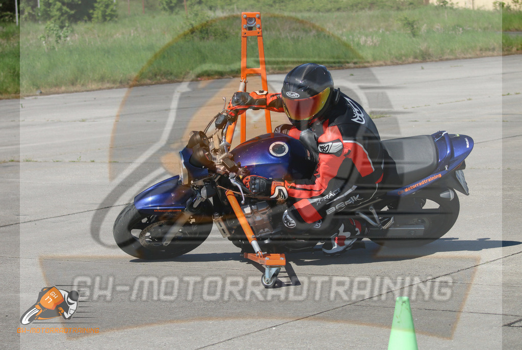 IMG_2404 | gh-motorradtraining-foto.de - Realisiert mit Pictrs.com