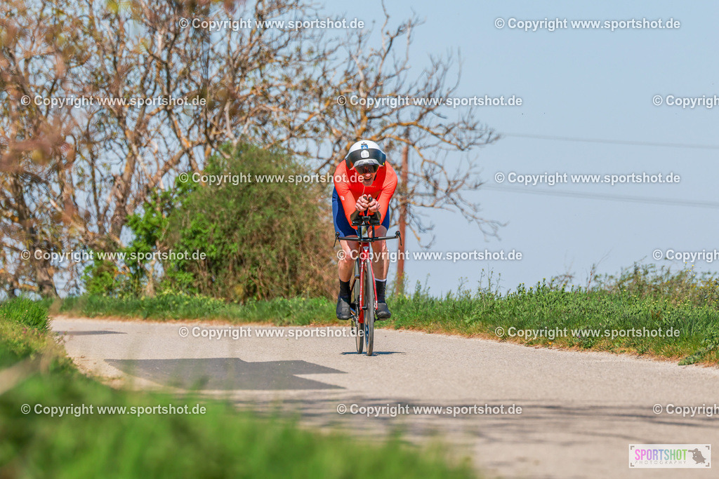 378_AR7_4128 | Neusiedlersee Radmarathon 2026@sportshot_your_pictrs #yourpictures#roadtowm2029 #nrm #neusiedlerseeradmarathon #neusiedlersee #neusiedlerseetourismus #burgenland #mörbisch #nrm26 #burgenlandtourismus #voglundco #poweredbyburgenlandtourismus #radsport #rad #marathon #ucigranfondo #visitburgenland #ucigranfondoworldseries