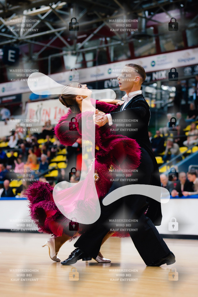 Hessen Tanzt WDSF International Open Standard 19th (72) Orestas Preidys _ Katrina Motiejune (Lithuania)-2025-05-17-9008 | Webshop for digital downloads and prints of dance sport, event & show photographer Julian Link - Realisiert mit Pictrs.com