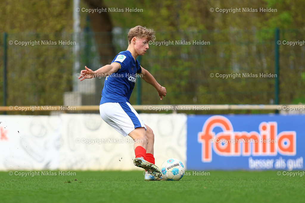 NH_HolsteinKielU19_1FCHeidenheimU19_DFBNachwuchsliga_18042026 | #19 Till Wiese (Holstein Kiel U19)Fußball I Herren I U19 DFB-Nachwuchsliga Hauptrunde Liga A, Gruppe B I Saison 2025-2026 I 9. Spieltag I Holstein Kiel U19 - 1. FC Heidenheim U19 I 18.04..2026 I Citti-Fußball-Park