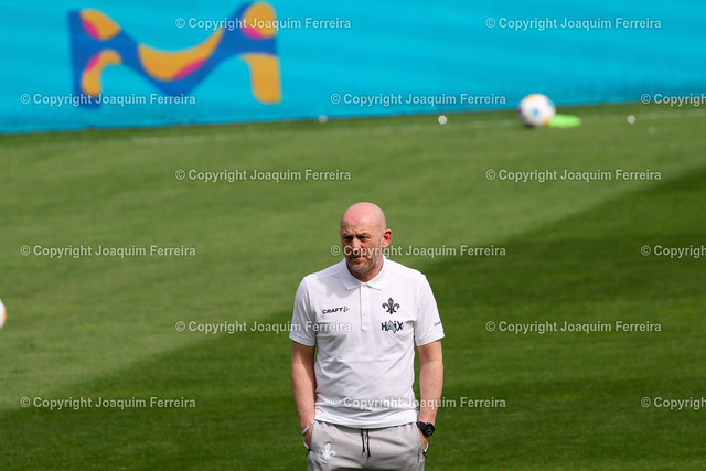2400414_svdvsscf_0164 Kopie | Darmstadt, 14.04.2024 xjfx 1.Bundesliga SV Darmstadt 98 - SC Freiburg v.l., head coach, Trainer Torsten Lieberknecht (SV Darmstadt 98)





(DFL/DFB REGULATIONS PROHIBIT ANY USE OF PHOTOGRAPHS as IMAGE SEQUENCES and/or QUASI-VIDEO) - Realisiert mit Pictrs.com