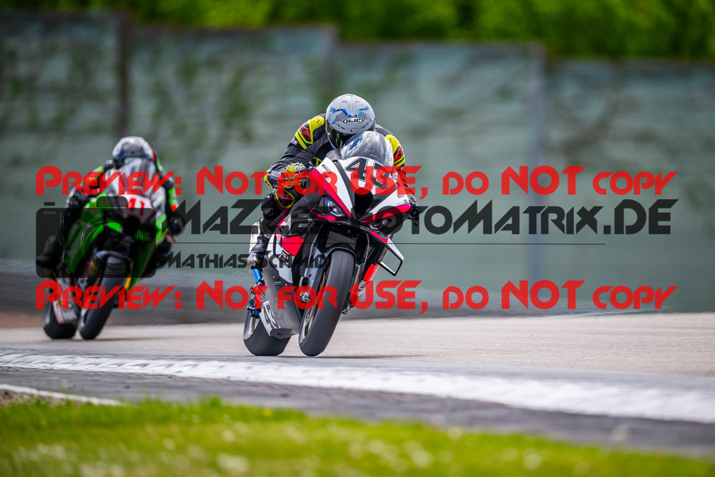 MaZZes_FotoMatrix_240505_6007705_2487 | STK1000