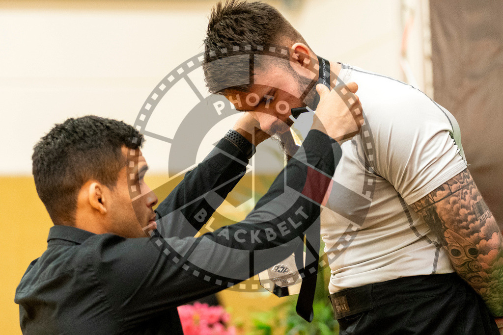 20231118PBB14016 | Fighters compete during the AJP Tour 600 Frankfurt Championship in Frankfurt/Main, Germany, on November 18, 2023.