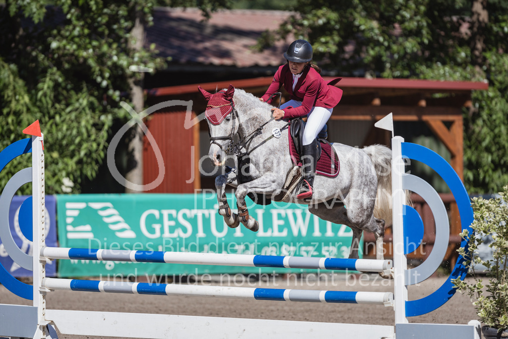 230610_Mühlen_StilA1-536 | Deine schönsten Turniermomente als professionelle Fotos! Entdecke hochwertige Pferdesport-Fotografie im Online-Shop. Jetzt Fotos finden & bestellen!