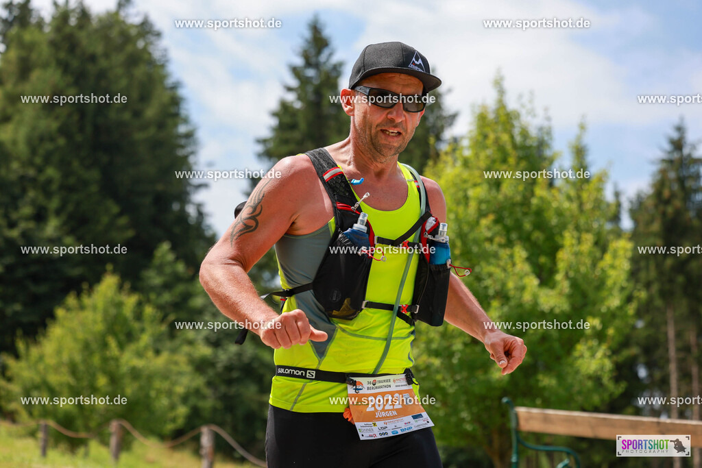 AR6_6590 | Rund um das Thema Sport-Event-Fotografie & individuelle Teilnehmerfotos. Jeder Teilnehmer wird fotografiert.