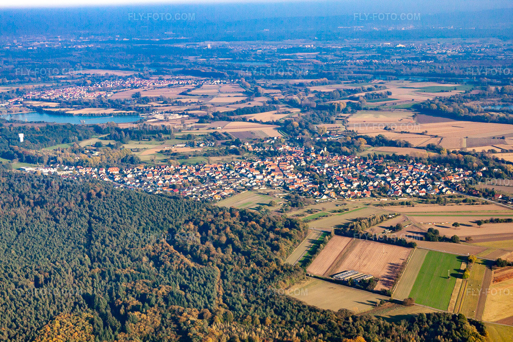 Aerial view: View of the town in the district Neulauterburg in Lauterbourg in the state Bas-Rhin, France.Photo: IMG_45933.jpg taken on 10/23/2011 by Werner Riehm/FLY-FOTO.comResolution of the original: 4752 x 3168 px