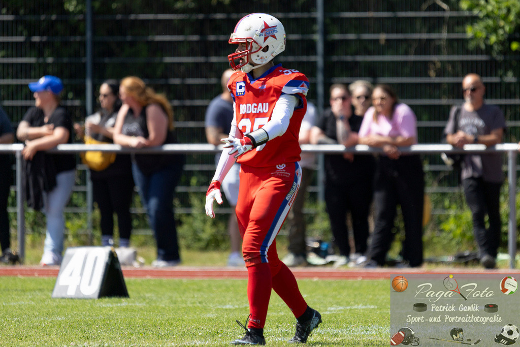 GFLW 1: German Football League Women 1: Rodgau Pioneers Ladies - Stuttgart Scorpions Sisters, 07.06.2026 | Jennifer Gerndt (Rodgau Pioneers Ladies #35), Freisteller, Portrait / Porträt, Rodgau Pioneers Ladies - Stuttgart Scorpions Sisters, Rodgau, Maingau-Energie-Stadion "Am Weichsee", 7.6.2026 - Realisiert mit Pictrs.com
