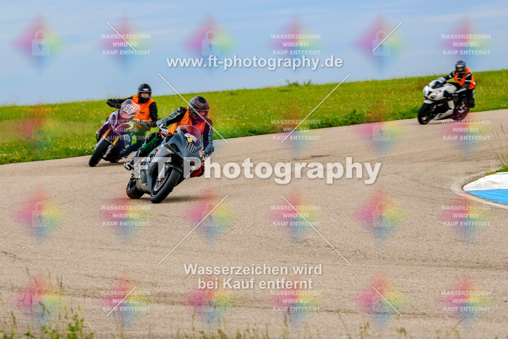 MotoTeam-2263 | Hier findet Ihr Bilder von Touristenfahrten auf der Nürburgring Nordschleife oder von anderen Veranstaltungen die ich besucht habe. Viel Spass beim Durch Schauen 