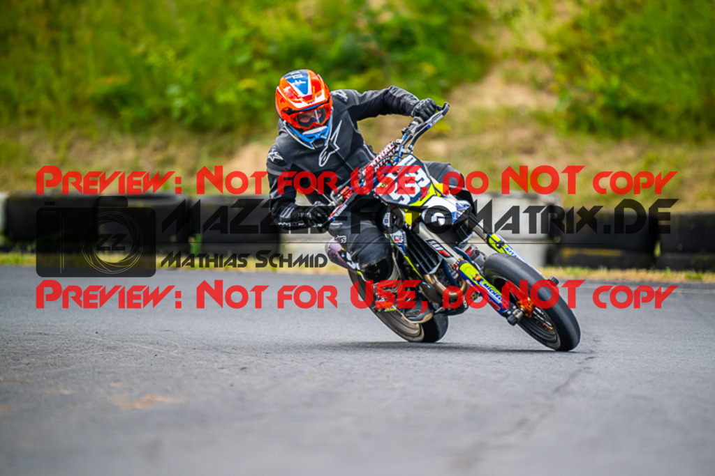 MaZZes_FotoMatrix_220528_9386 | Fotograf Mathias Schmid
Sportfotograf,
Eventfotograf,
Hochzeitsfotograf,
Portraitfotograf