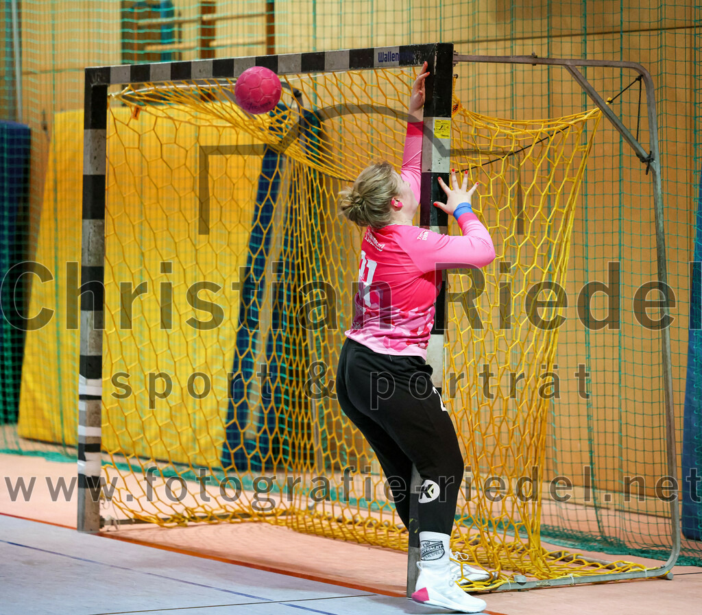 2023-01-21_047_SpVgg_Altenerding_gegen_TSV_Karlsfeld | Erding, Deutschland, 21.01.2023:
Handball, Bezirksoberliga Frauen Altbayern 2022 / 2023, 8. Spieltag, SpVgg Altenerding gegen TSV Karlsfeld, Endergebnis: 28:24

Laura Schestak (TSV Eintracht Karlsfeld, #21)

Foto: Christian Riedel / fotografie-riedel.net