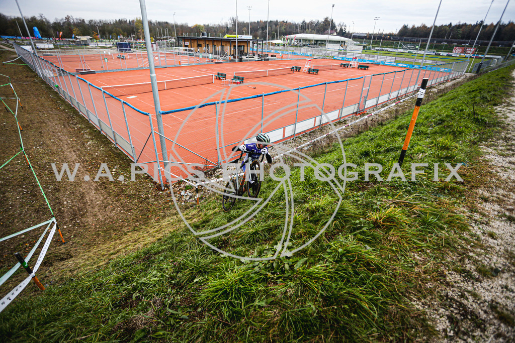 ..... | AUSTRIA, 24.11.24, 3.Radquerfeldein GP um das Sportzentrum Gunskirchen Image shows: Photo: Wapics / Andreas Willdoner
